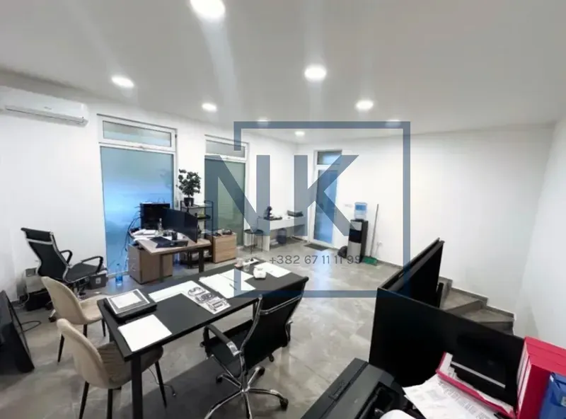 Rent, office space, 56m², Blok 9, Podgorica