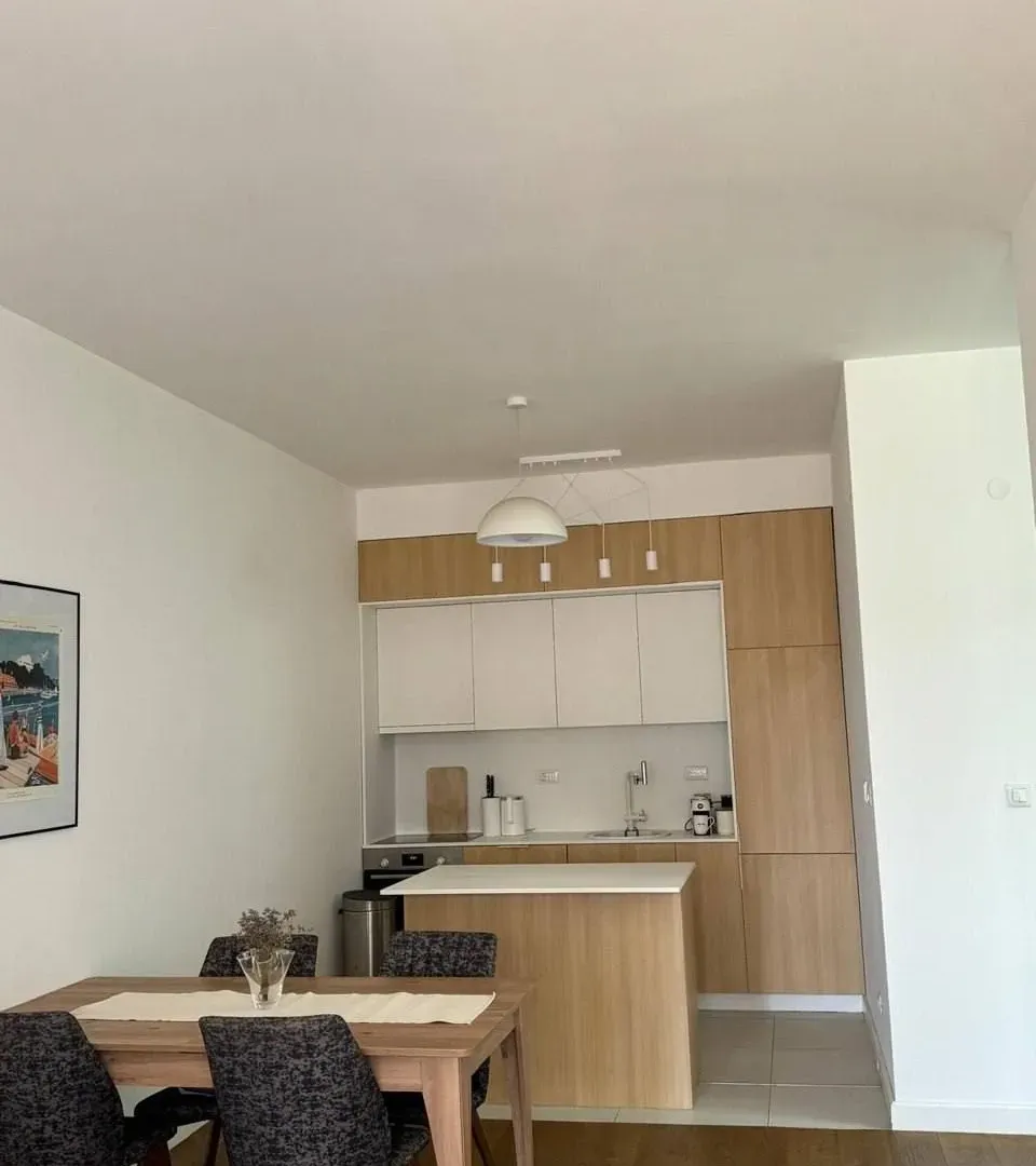 Prodaja, dvosoban stan, 96m², Soho City, Bar