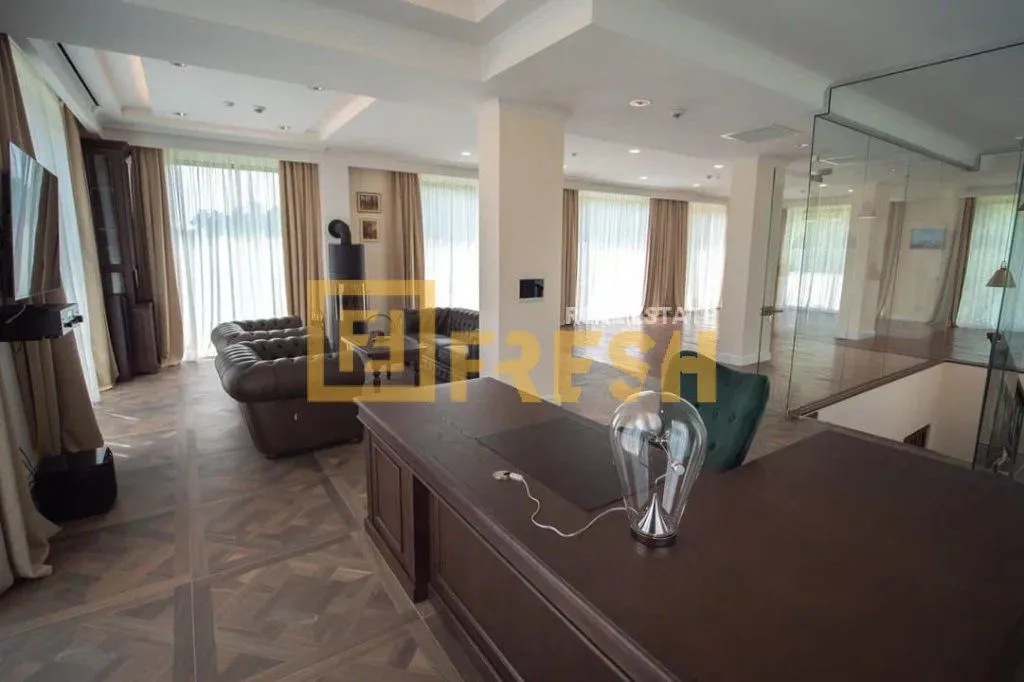 Prodaja, kuća, 750m², Tivat, Crna Gora
