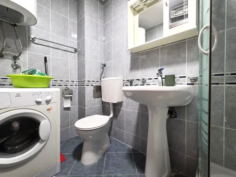 Rent, apartment, 45m², Vezirov Most, Podgorica - image 9