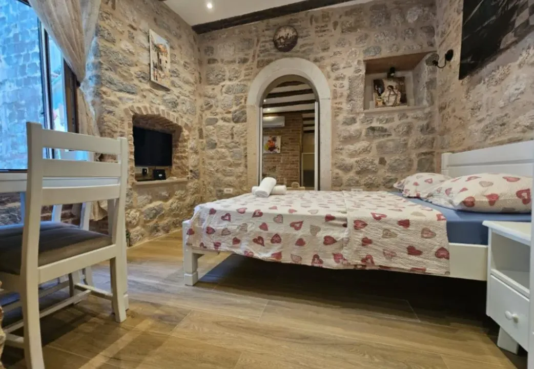 Sale, studio apartment, 15m², Stari Grad Kotor, Kotor