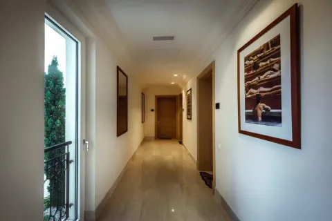 Rent, one bedroom apartment, 73m², Porto Montenegro, Tivat - image 9