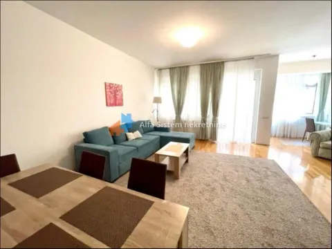Izdavanje, trosoban stan, 122m², Vračar Hram, Vračar Sve Podlokacije - image 3