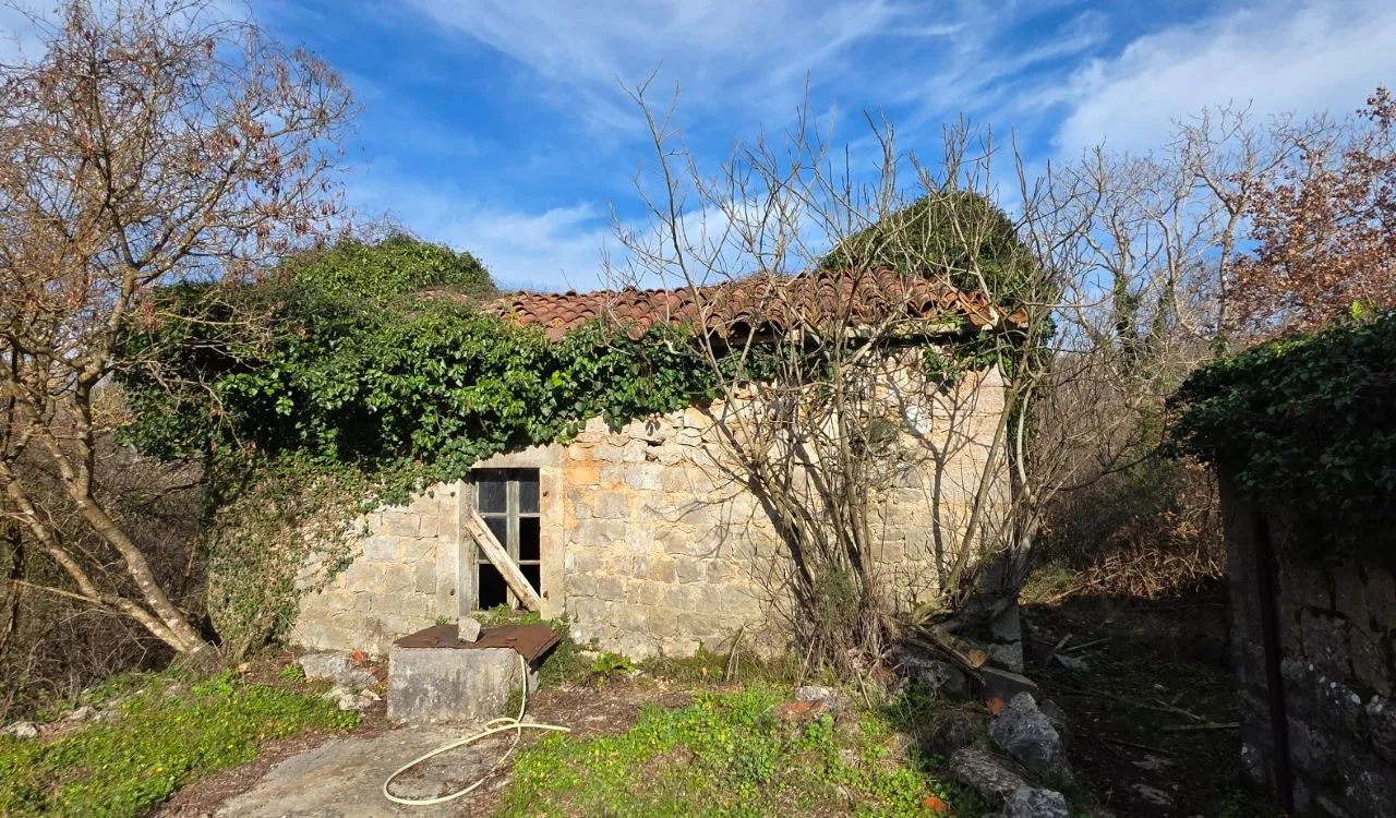 Prodaja, plac, 164m², Kotor, Crna Gora