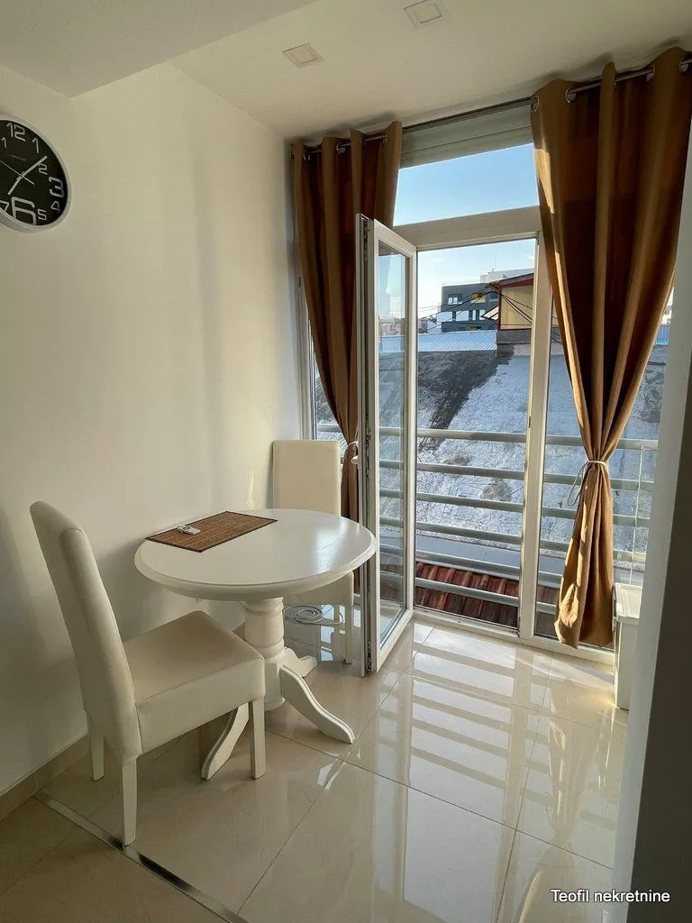 Prodaja, jednosoban stan, 28m², Novi Sad, Srbija