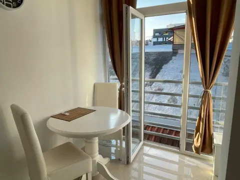 Prodaja, jednosoban stan, 28m², Novi Sad, Srbija - image 7