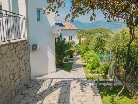 Prodaja, kuća, 525m², Luštica, Tivat - image 12