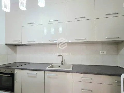Rent, two bedroom apartment, 64m², City Kej, Podgorica - image 4