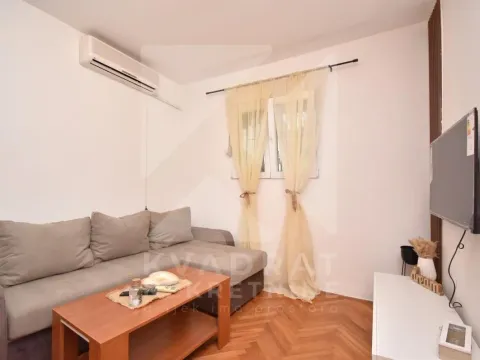 Rent, studio apartment, 24m², Malo Brdo, Podgorica - image 2