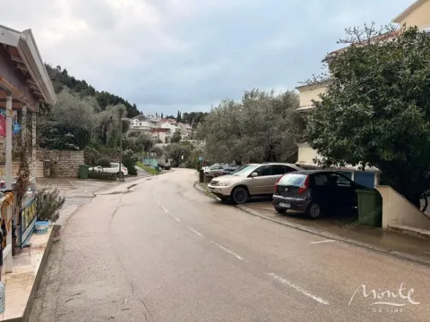 Sale, one bedroom apartment, 45m², Sveti Stefan, Budva - image 10