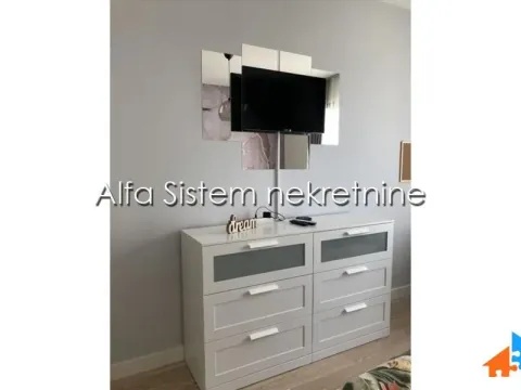 Rent, two bedroom apartment, 63m², Savski Venac, Beograd - image 8