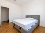 Izdavanje, dvosoban stan, 70m², Centar, Podgorica - image 7