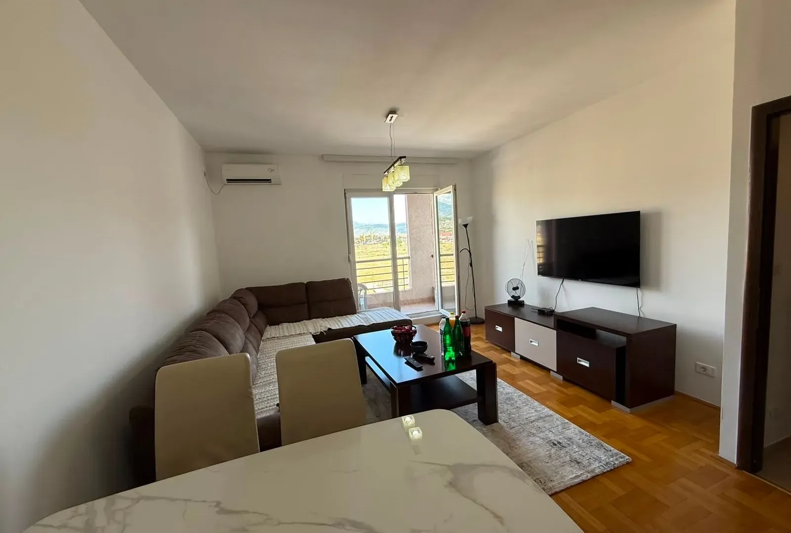 Rent, one bedroom apartment, 49m², Stari Aerodrom, Podgorica