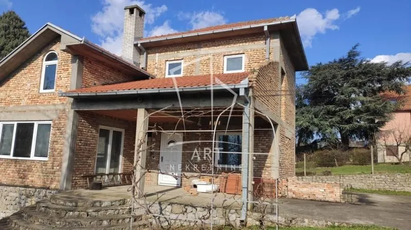 Sale, house, 170m², Voždovac Sve Podlokacije, Beograd