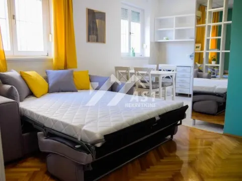 Izdavanje, jednosoban stan, 31m², Centar, Novi Sad - image 13