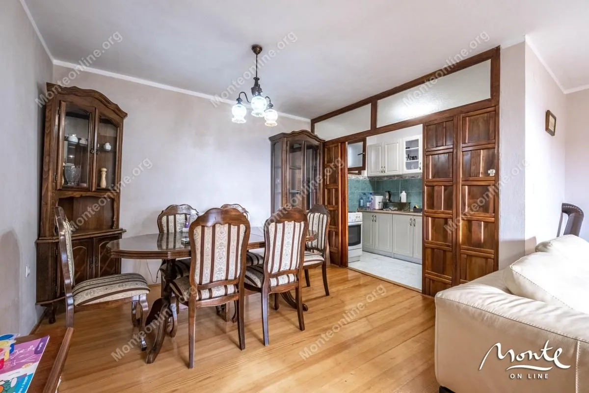 Prodaja, kuća, 153m², Tivat, Crna Gora