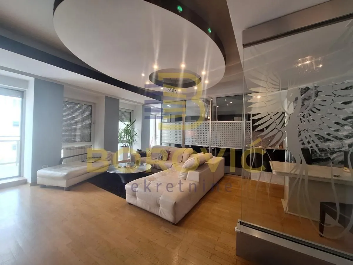 Rent, four bedroom apartment, 132m², Vukov Spomenik, Zvezdara Sve Podlokacije