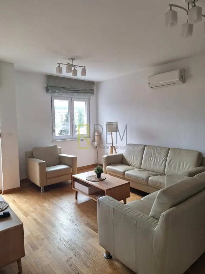 Izdavanje, dvosoban stan, 64m², Zagorič, Podgorica