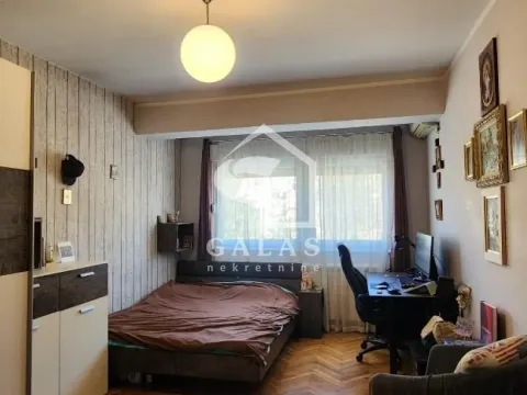 Prodaja, kuća, 241m², Banovo Brdo, Beograd - image 9