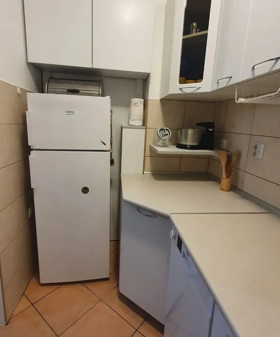 Izdavanje, dvosoban stan, 63m², Blok 9, Podgorica