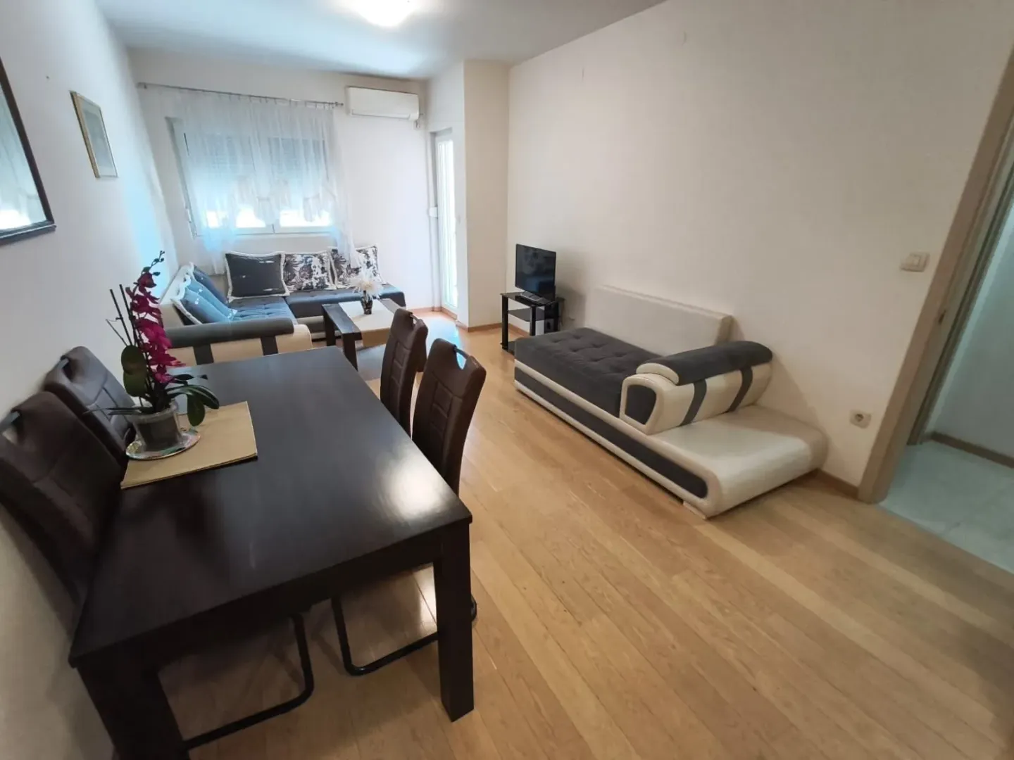 Rent, one bedroom apartment, 48m², City Kvart, Podgorica
