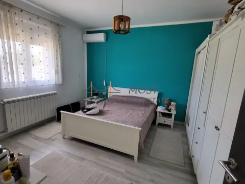 Izdavanje, kuća, 100m², Gornja Gorica, Podgorica - image 8