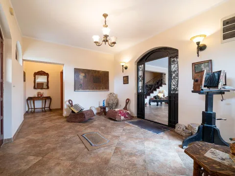 Sale, house, 375m², Kavač, Kotor - image 19