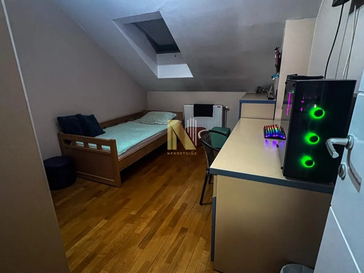 Prodaja, stan, 139m², Bulevar patrijarha Pavla, Novi Sad Sve Podlokacije