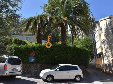 Prodaja, plac, 1097m², Budva, Crna Gora - image 1