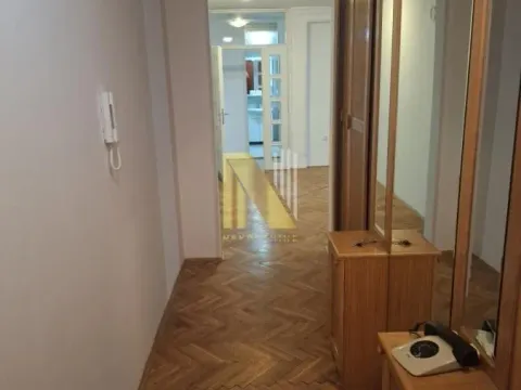 Rent, office space, 96m², Rotkvarija, Novi Sad Sve Podlokacije - image 10