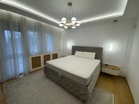 Rent, four bedroom apartment, 150m², Dedinje Sve Podlokacije, Beograd - image 6