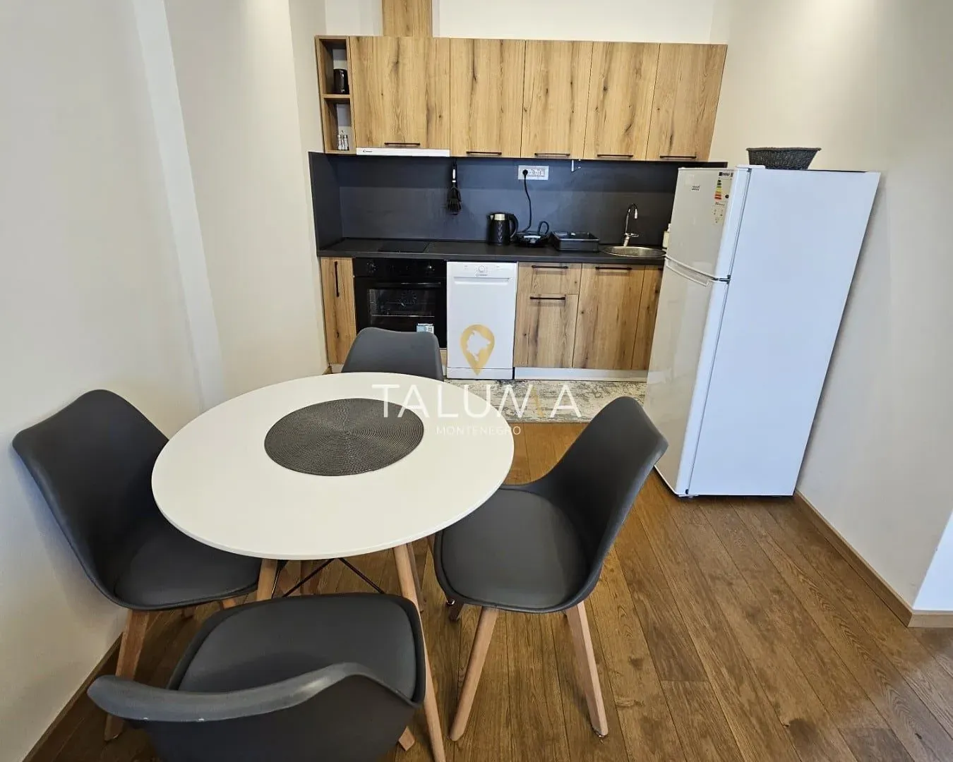 Rent, one bedroom apartment, 59m², Stara Varoš, Podgorica