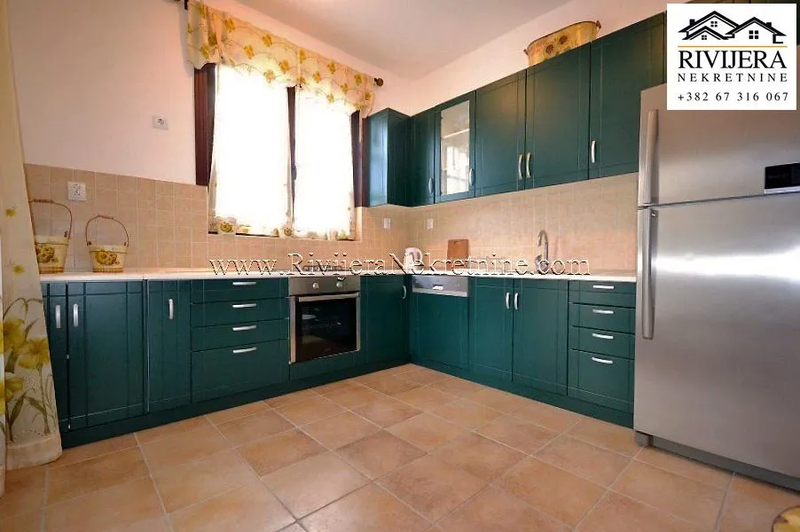 Sale, house, 235m², Kostanjica, Kotor