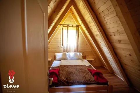 Prodaja, trosoban stan, 53m², Žabljak, Crna Gora - image 2