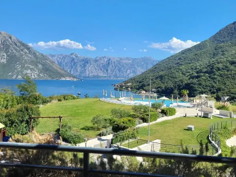 Sale, one bedroom apartment, 61m², Morinj, Kotor - image 7