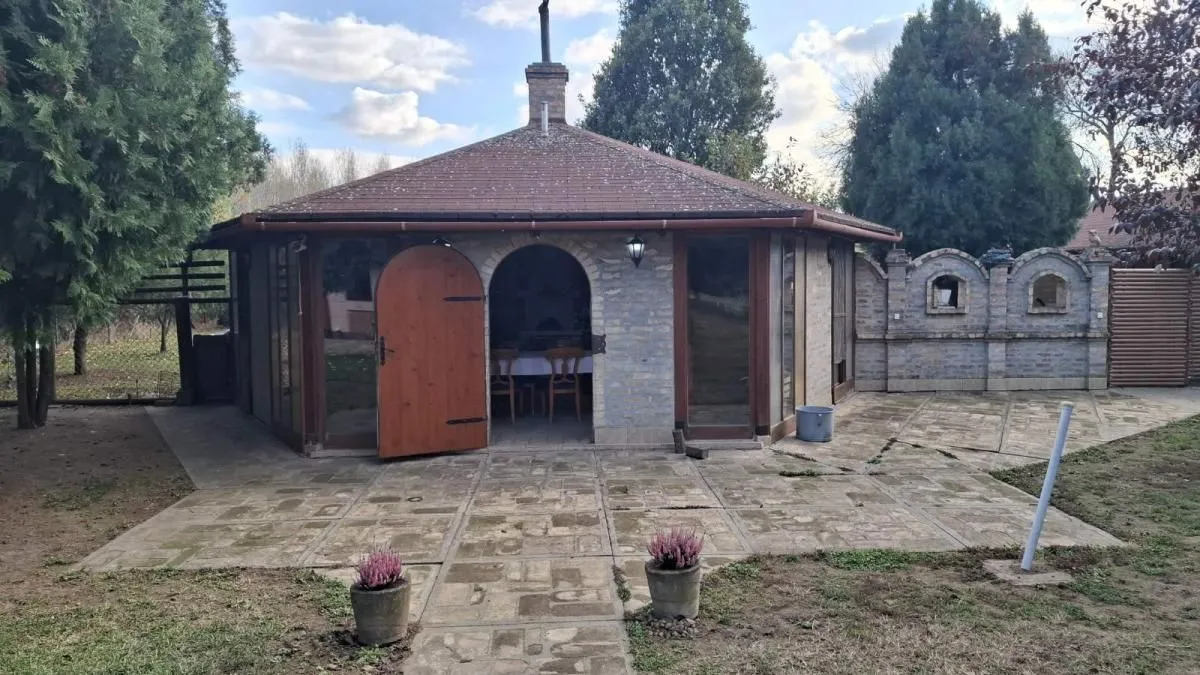 Prodaja, kuća, 481m², Bečej, Novi Sad