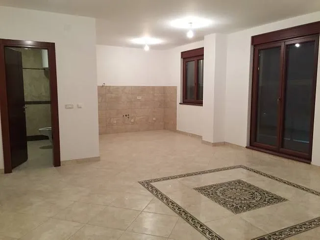 Sale, one bedroom apartment, 72m², Bečići, Budva