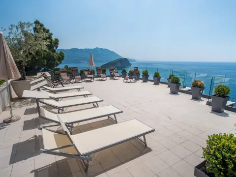 Rent, house, 1133m², Komoševina, Budva - image 30