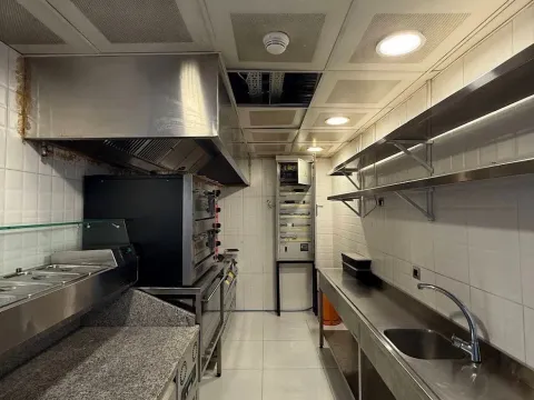 Rent, office space, 740m², Zeta, Podgorica - image 18