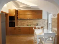 Izdavanje, dvosoban stan, 70m², Centar, Tivat - image 4