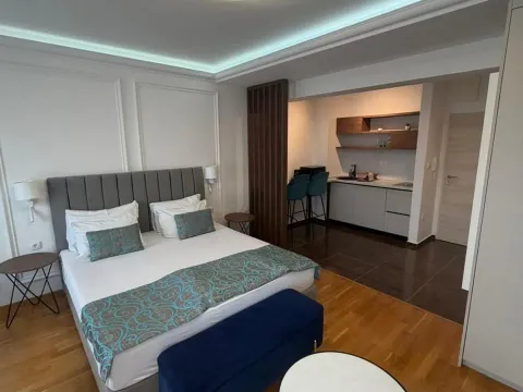 Sale, studio apartment, 34m², Bečići, Budva - image 11