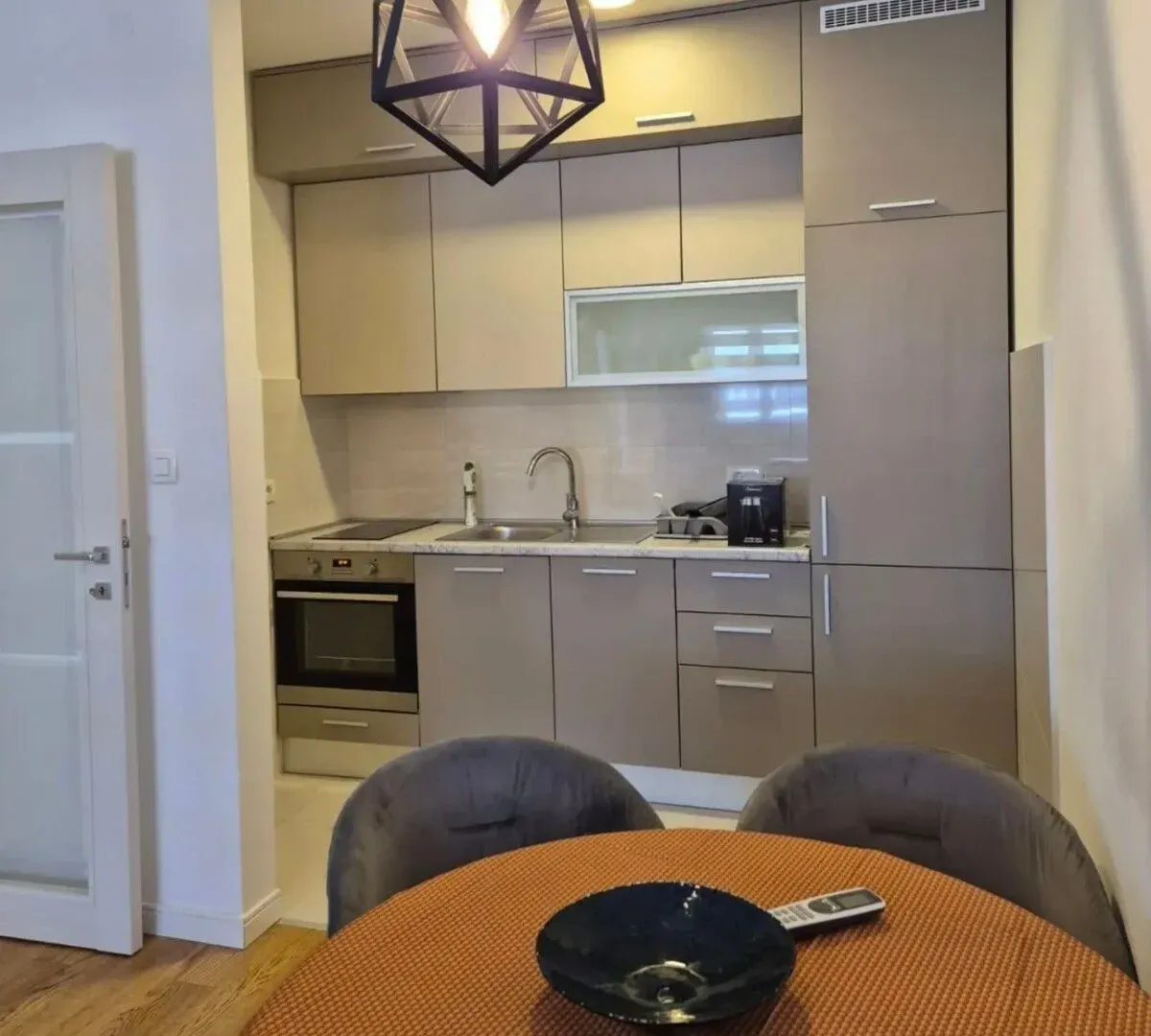 Rent, one bedroom apartment, 49m², Central Point, Podgorica