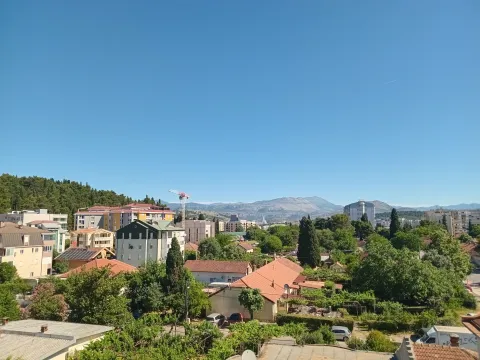 Prodaja, dvosoban stan, 64m², Pobrežje, Podgorica - image 12