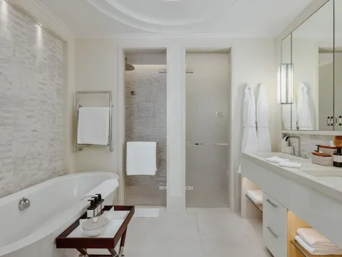 Prodaja, jednosoban stan, 69m², Porto Montenegro, Tivat - image 10