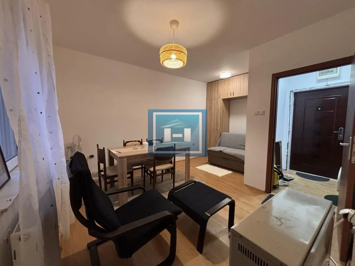 Izdavanje, garsonjera, 19m², Centar, Jagodina