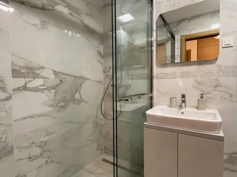 Rent, one bedroom apartment, 47m², New City, Podgorica - image 15