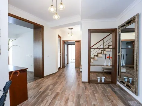 Sale, house, 517m², Kotor, Crna Gora - image 26