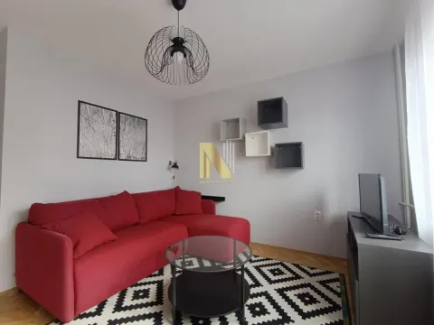 Izdavanje, jednosoban stan, 45m², Grbavica, Novi Sad Sve Podlokacije