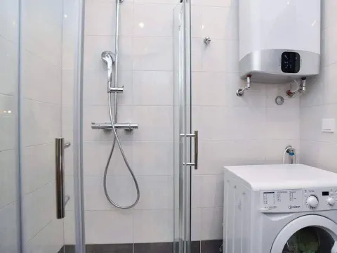 Sale, one bedroom apartment, 36m², Bečići, Budva - image 1