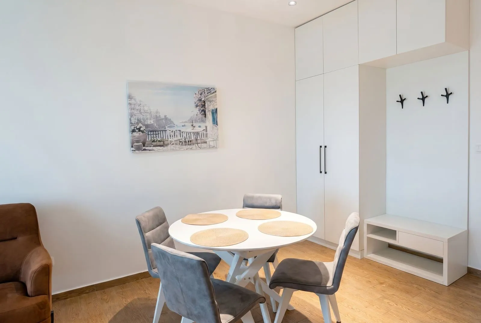 Prodaja, dvosoban stan, 51m², Bečići, Budva